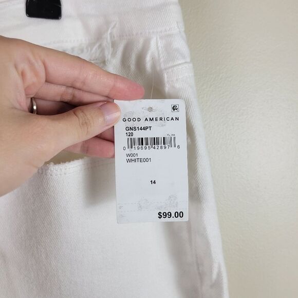 Good American Plus 90s Solid White Distressed Raw Hem Denim Shorts - Picture 9 of 13